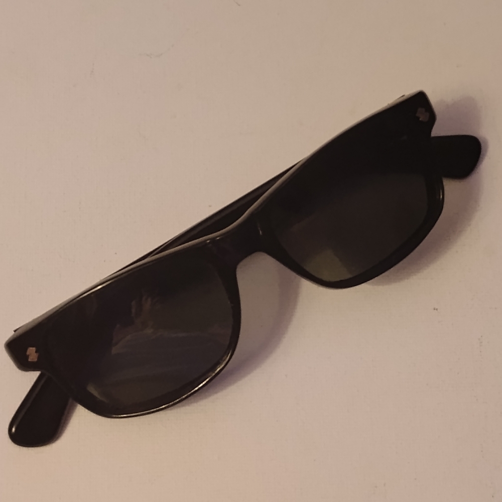 Rare Vintage Black Unisex Sunglasses NOS JAPAN